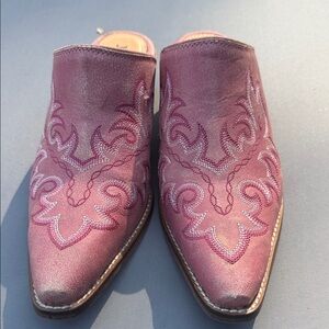 Women's Myra Embroidered Slip-On Mule, Pink size 9, worn once